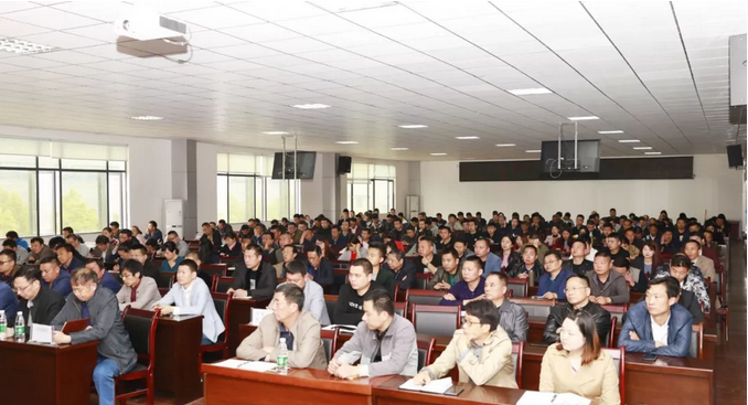 程力汽車集團成立監(jiān)察委員會助力全市掃黑除惡專項斗爭